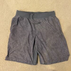 LULULEMON Men's Drawcord Athletic Shorts - Charcoal Gray